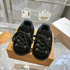 Picture of Louis Vuitton Shoes _SKULVsz35-45mnq100716522